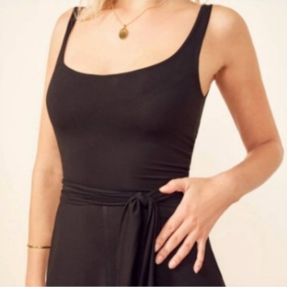 Reformation August Midi Dress in Black - Picture 3 of 5